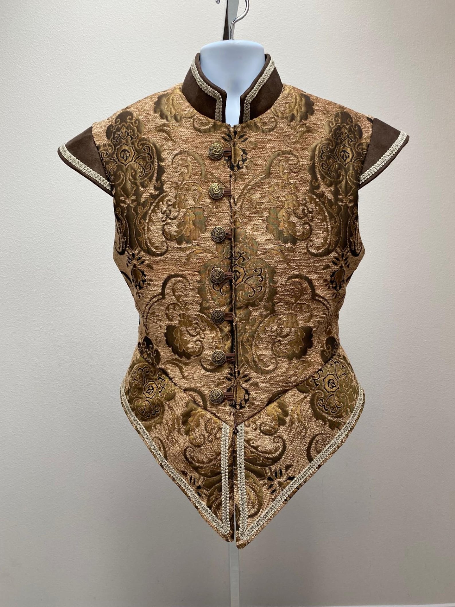 Men's Renaissance Medieval Elizabethan Tudor Pirate Buccaneer Brown and ...