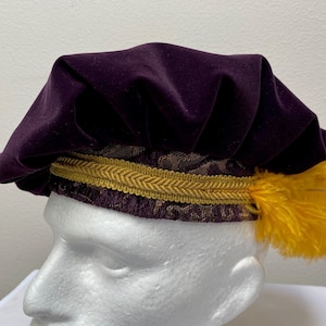 A new adult Renaissance Medieval Tudor Victorian dark purple velvet poet muffin floppy hat cap costume Cosplay