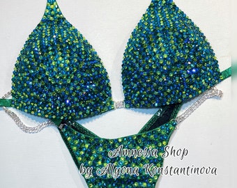 Groene wedstrijdbikini set - Rhinestone Fitness - NPC - IFBB - WBFF - Figuurwedstrijdpak - Poseerpak - SW Bodybuilding