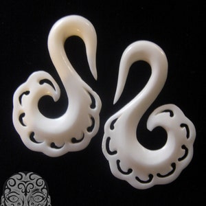 Bone Hanging Design -  Swan