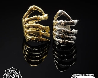 Peoples Jewelry - Puños para orejas de latón, 24 diseños - Latón amarillo o blanco, precio por pieza.