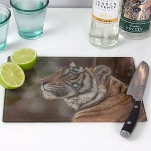 Tiger glass chopping board