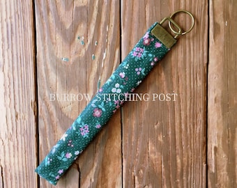 Vintage Floral  Key Fob