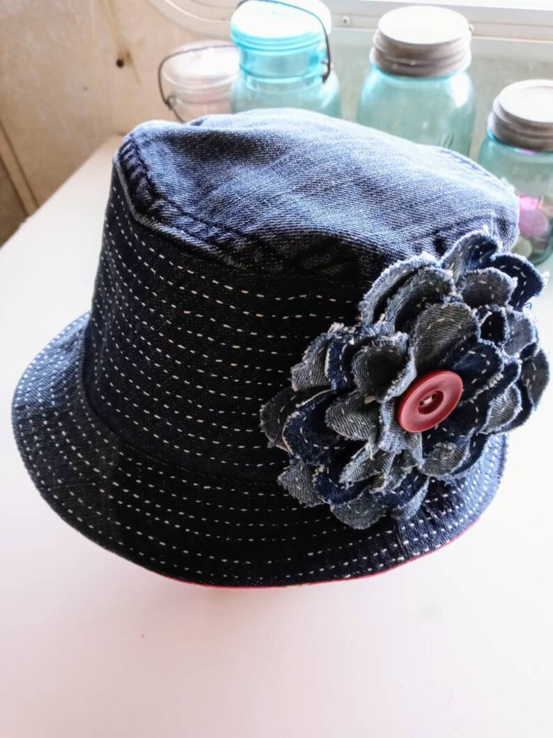 22 34/'/'. Upcycle jeans flower girl sashiko bucket hat size 22 12/'/'