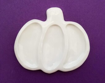 WATERCOLOR PALETTE | Pumpkin Decor | 3 Well | Mini Fall Pumpkin for Halloween Decor || PP-003P