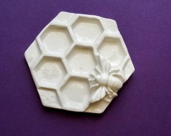WATERCOLOR PALETTE | Honeycomb and Honey Bee | 6 Well Palette and Brush Rest | PP-HB002