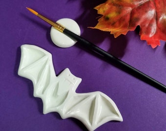 WATERCOLOR PALETTE | White Bat | 7 Wells and Brush Rest | PP-B0007