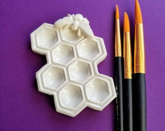 WATERCOLOR PALETTE | Honeycomb and Honey Bee | 8 Well Palette and Brush Rest