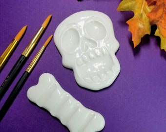 WATERCOLOR PALETTE | Skull and Bones | 4 Wells and 4 Brush Rest
