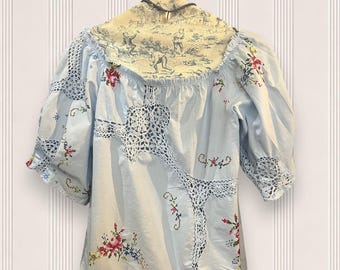 Camicetta Boho Ricamata a Mano – Upcycling