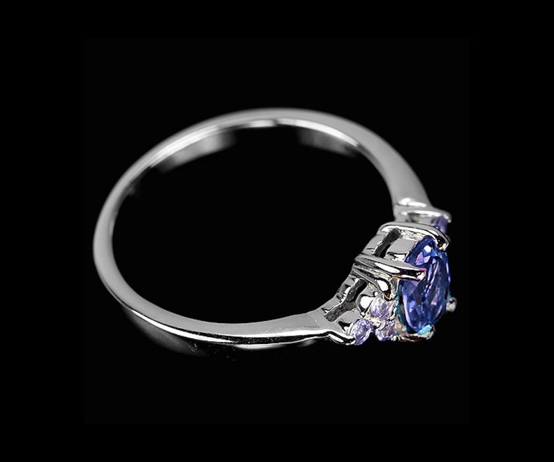 21st birthday gift for her dainty ring Blue Tanzanite ring gemstone ring graduation gift rose gold engagement ring Mother/'s day gift
