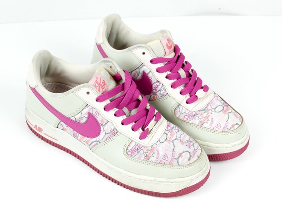 Comic Print Frauen Original Nike Rosa & grau Luftwaffe 1 niedrige Sz 8 Comic Print Frauen Original Nike Rosa & grau Luftwaffe 1 niedrige Sz 8
