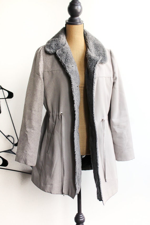 1960s  Gray coat, vintage cinched coat, fluffy ve… - image 2