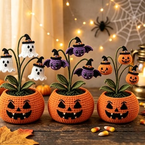 Crochet Ghost Pumpkin Halloween Planter, Witch Hat Bat Jack O Lantern Pot, Spooky Gothic Fall Desk Ornament, Handmade Halloween Table Gift