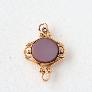 Antique 9ct gold and carnelian, watch fob, seal type, unengraved. LR/1429