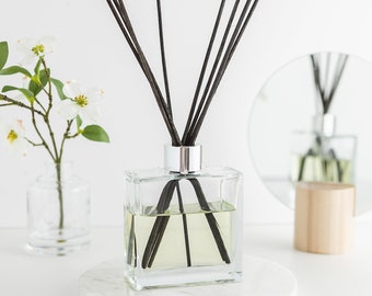 Fragrance Oil Reed Diffuser, Choose Your Scent, 4 Fluid Ounces with 10 Black Rattan Reeds, Home Fragrance Diffuser, Christmas Gift