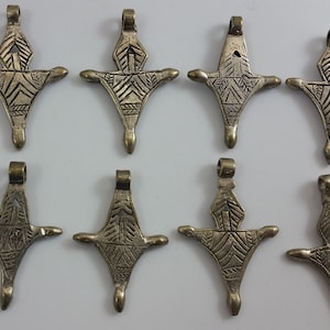 x1 Vintage Small Tribal African Tuareg Silver Cross Pendant