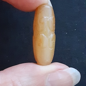 x1 Vintage Rare Chinese Hand Carved Aventurine Good Luck Medallion Bicone/Tube Bead