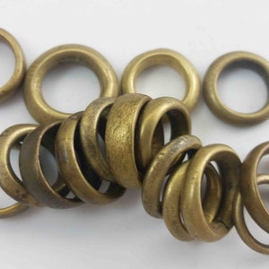 x1 Vintage Tribal African Small Bronze Ring Bead - Antique Africa Jewelry -