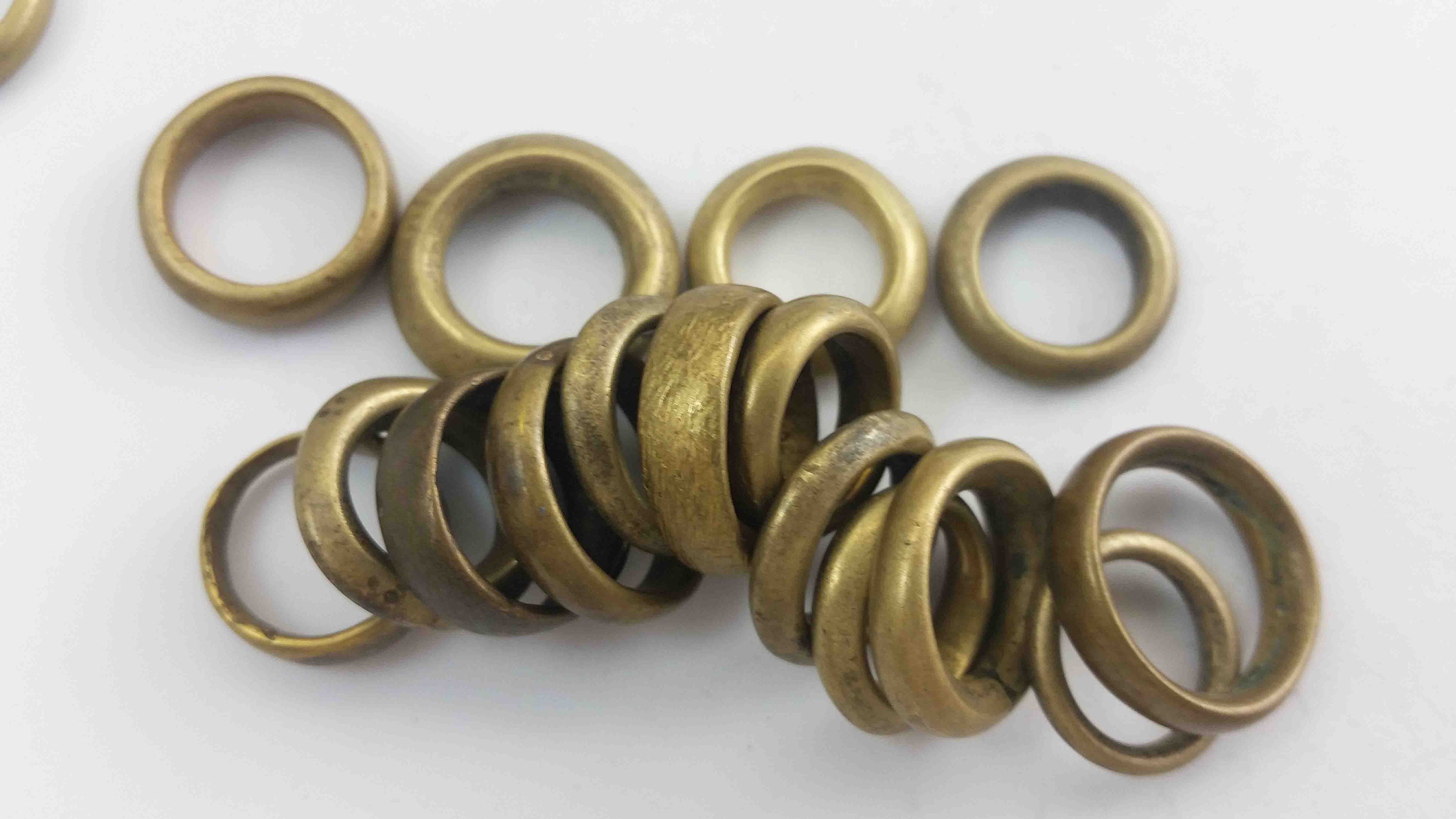 X1 ヴィンテージ トライバル アフリカン スモール ブロンズ リング