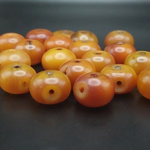 x1 Antique Moroccan Early 20th Century Double Drilled Germany Made Medium/Large Butterscotch PF Bead - MMBR-6