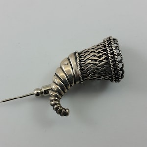 Vintage .925 Sterling Silver Cornucopia Basket/Horn of Plenty Brooch Pin - C4