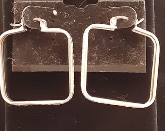 x1 Unusual Textured Square Sterling Silver Lever Back Dangle Earring Pair - Custom Earrings -