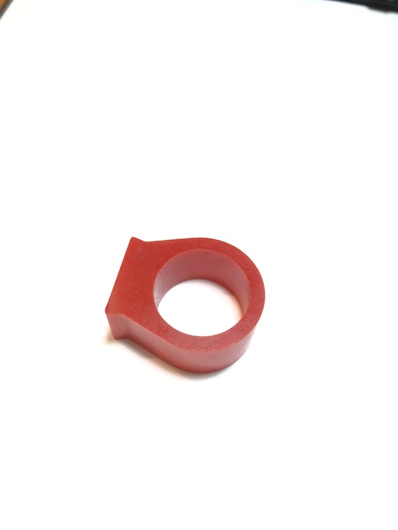 Chunky Uncarved RED Bakelite Stock Ring,  Ring Si… - image 6