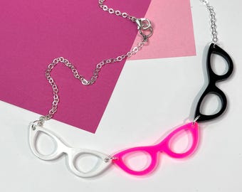 Retro Kitschy Cat Eye Glasses Necklace, Barbiecore, Playful Statement Necklace