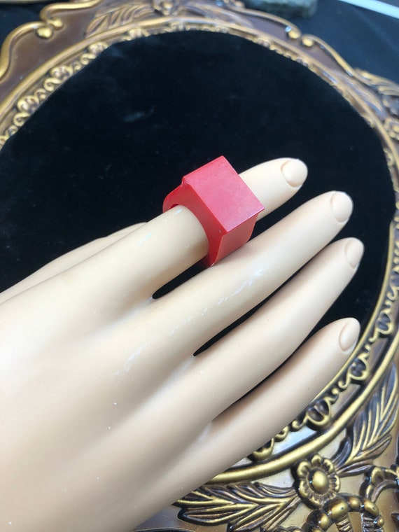 Chunky Uncarved RED Bakelite Stock Ring,  Ring Si… - image 4