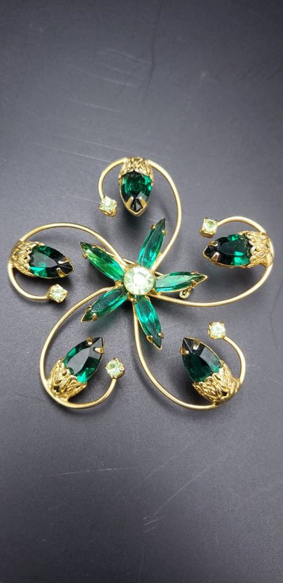 Vintage Green Flower Rhinestone Brooch