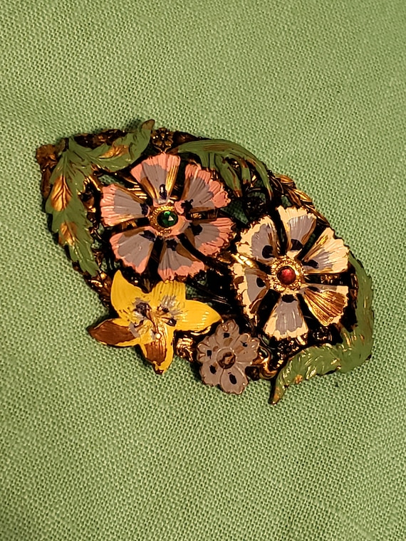 Enamel Gold tone Brooch to Fascinators Wear or Craft wedding bouquet Enamel Gold tone Brooch to Fascinators Wear or Craft wedding bouquet