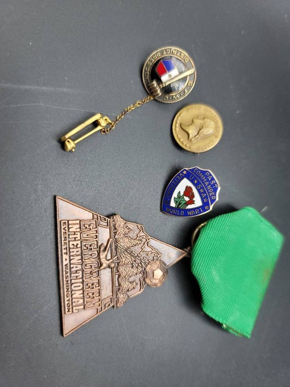 Vintage Pins Lot, Achievement Pin, 10k gold, Mixe… - image 2