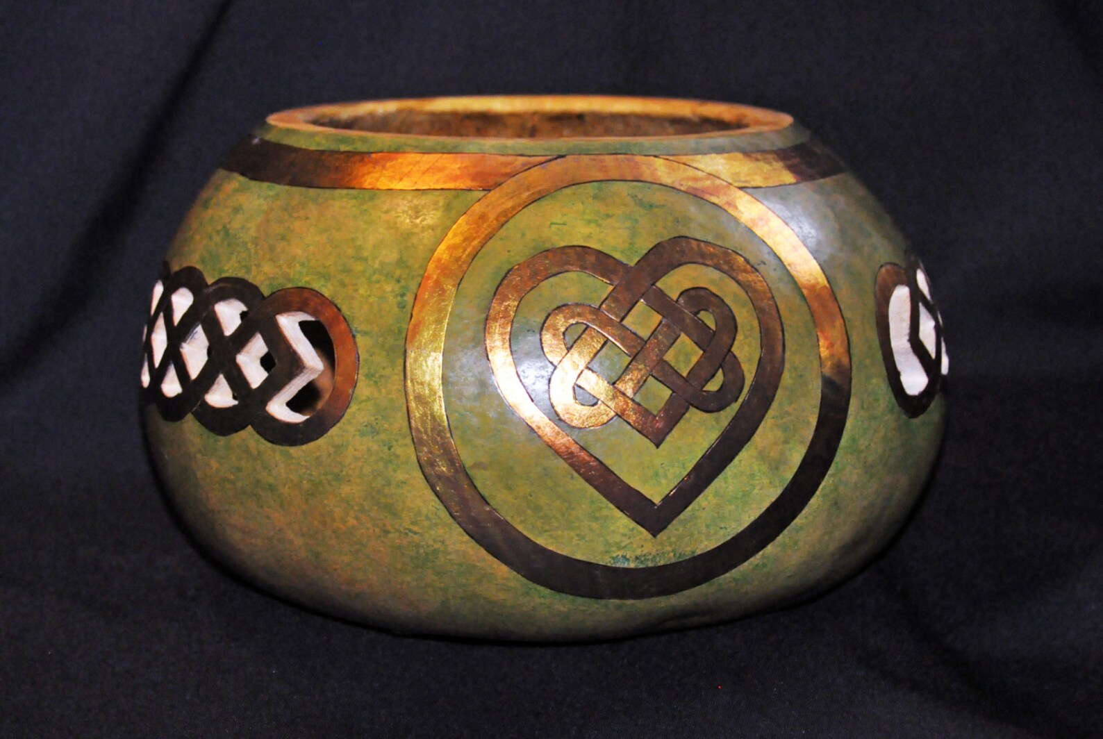 Celtic Design, Celtic Bowl, Celtic Knot, Celtic Heart, Celtic Knot on