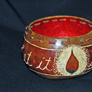 Inspirational Bowl, Natural Gourd Bowl, Inspirational Message, Flame Design, Fire Design, Let It Shine, Natural Gourd, Gourd Bowl