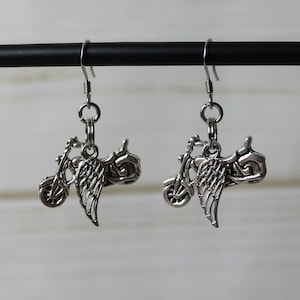 The Walking Dead - Daryl Dixon Necklace or Earrings version 2