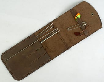 Genuine Leather organizer for knitting needle, Crochet Hook Holder:  Travel Knitting Storage