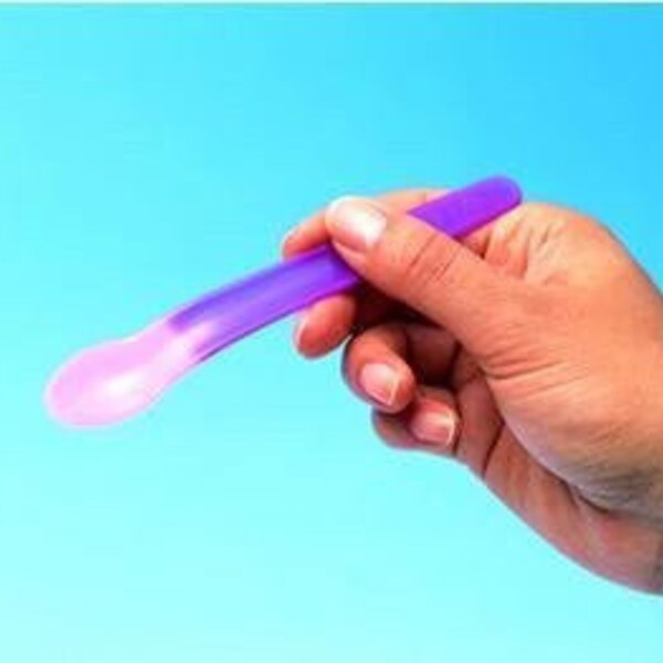 Babyhug Heat Sensitive Spoons 1.5 ml Set of 2 - Pink Green
