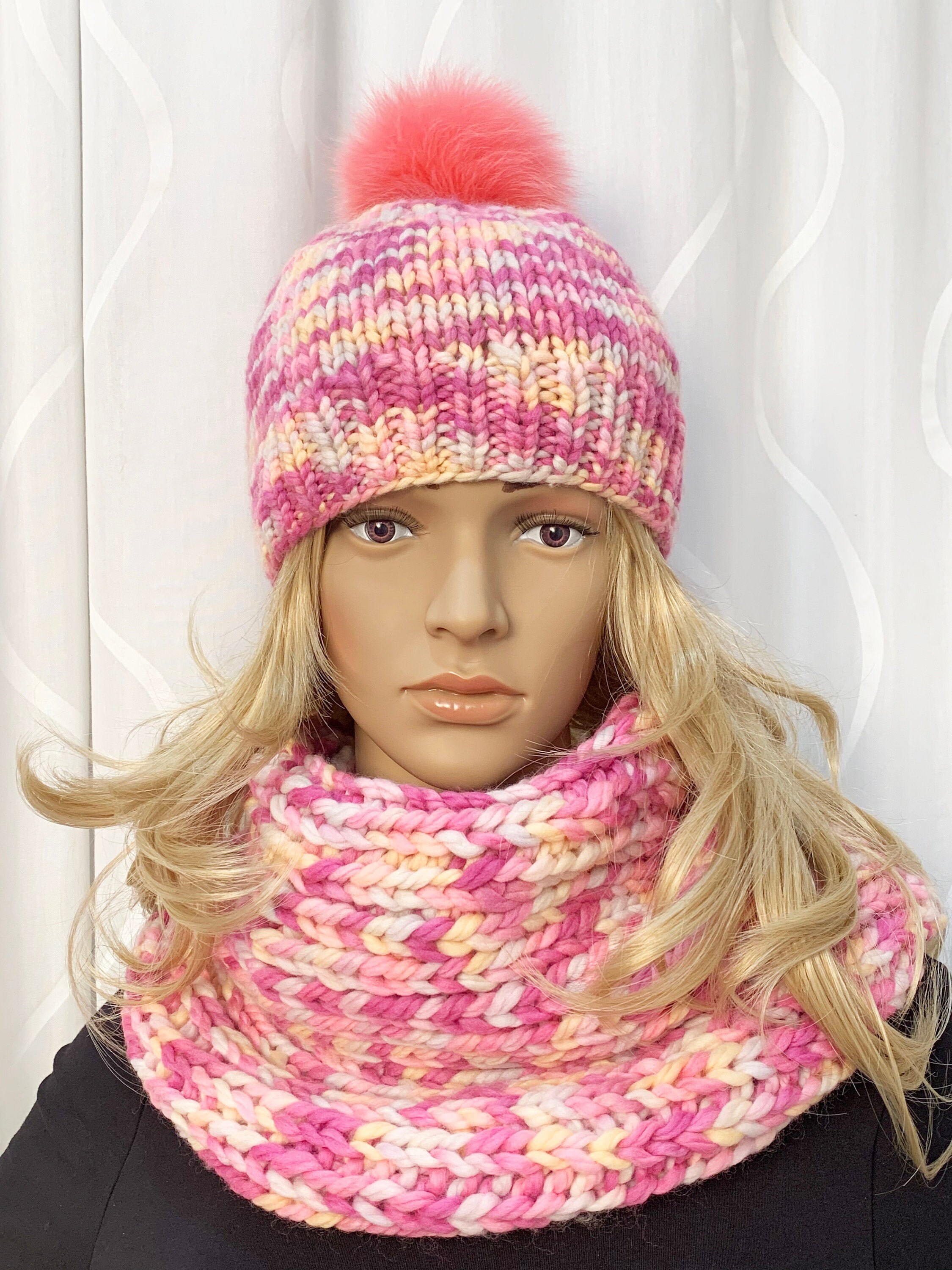 Pure Wool Hat and Infinity Scarf Handmade Knit Set,removable Real Fur ...