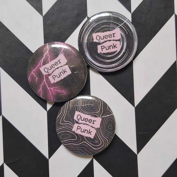 Queer Punk LGBTQ+ Pride Abstract Pattern Lightening Checkerboard 25/ 32mm Button Badge Pin