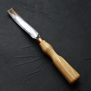 Long bent wood Carving gouge: spoon & bowl chisel by BeaverCraft 7l/22
