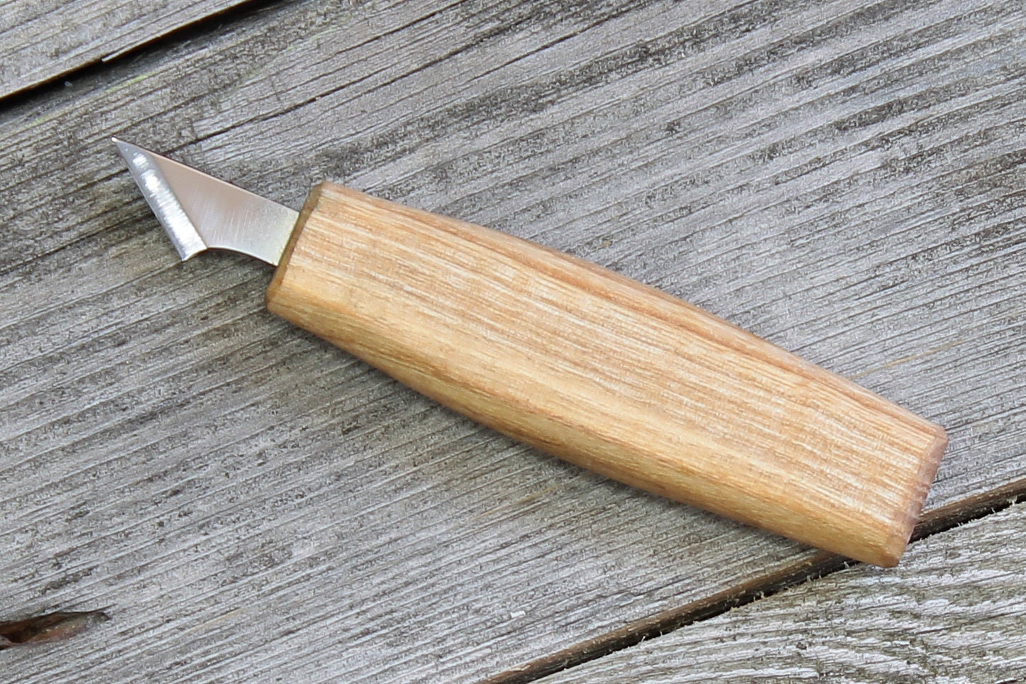 Two Cherries Chip Carving Knife ~ Small Blade, Skewed Edge