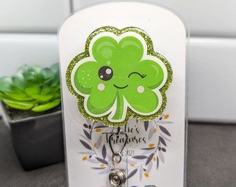 Clover resin badge reel, St. Patrick's Day resin badge reel, Interchangeable Badge Reel with plastic lock tape, nursing badge reel,