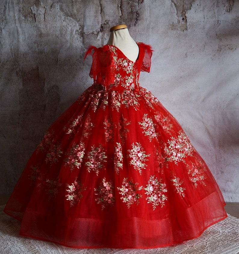 Vintage fairytale dress for girl Princess dress Girls Ball evening dress Belle Princess Gown Costume baroque style floral gown