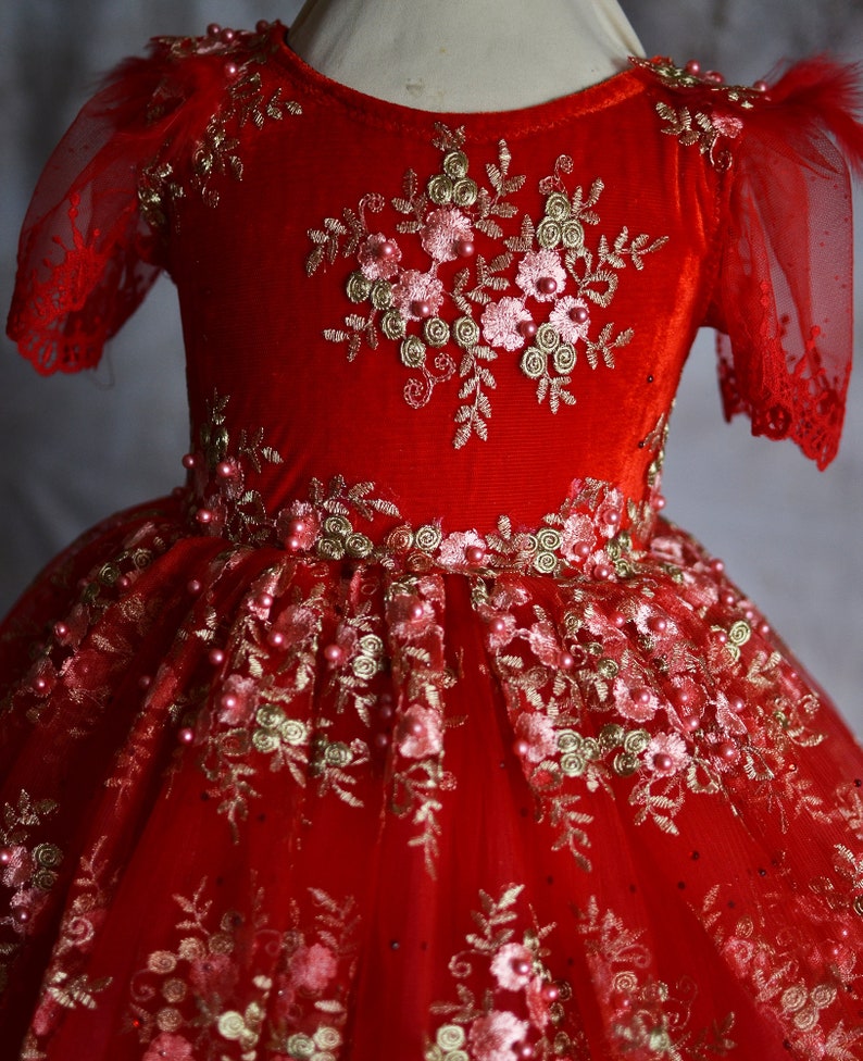 Vintage fairytale dress for girl Princess dress Girls Ball evening dress Belle Princess Gown Costume baroque style floral gown