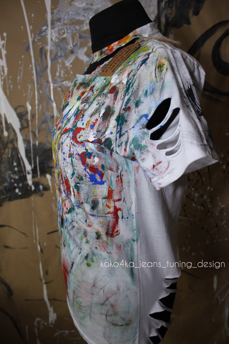 Man's Tshirt Tshirt in paint Tshirt in the spray Paint Etsy