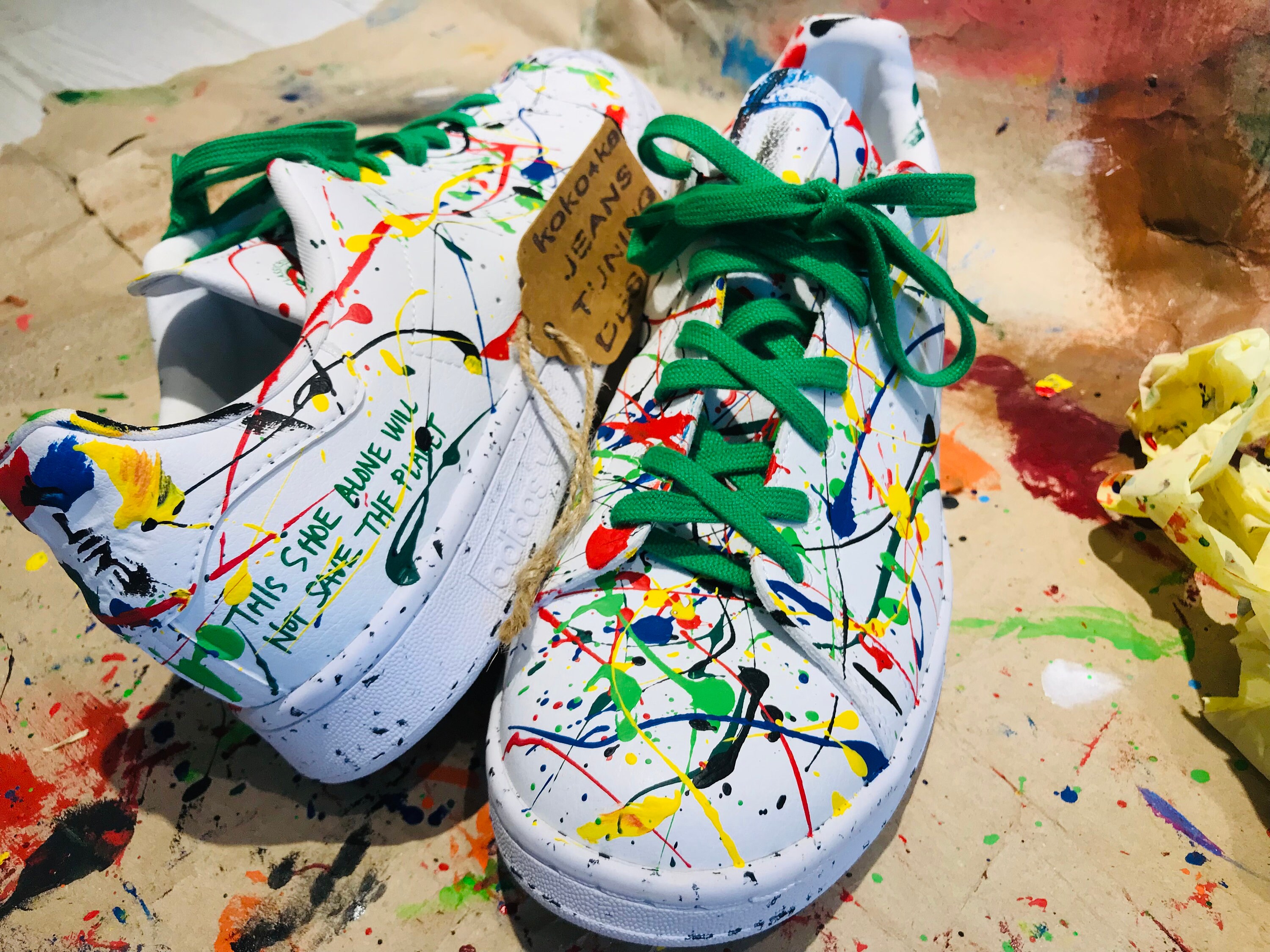 Converse Sneakers Paint Nike Women's Sneakers Paint Spray Paint Sneakers Recycled Sneakers Bright Sneakers Creative Sneakers Adidas Sneakers