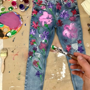 Blots jeans Spray paint Paint Splatter Jeans festival clothing Hand Painted Paint splash painted clothes Jeans in paint jeans in flowers