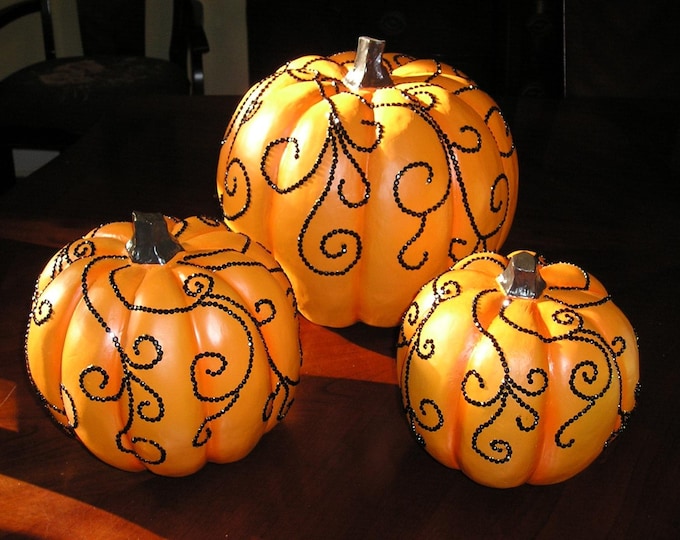 Bethany Lowe Graduated Set 3 SEQUINED PUMPKINS Figurines Halloween Fall Vintage