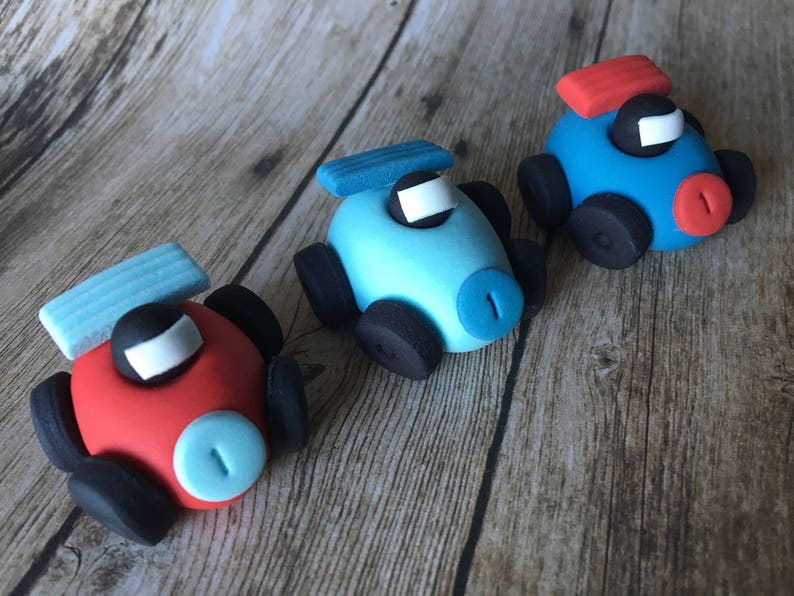 3d fondant RACING CARS cupcake toppers xx image 3